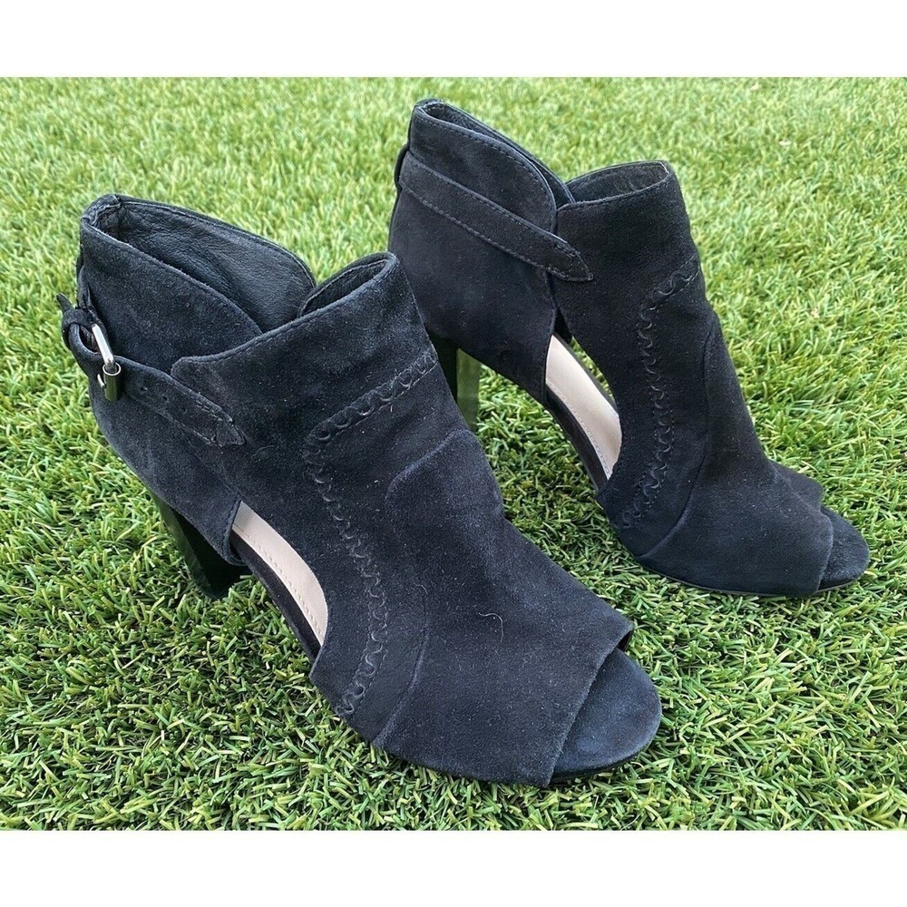 Vince Camuto Conley Black True Suede Buckle Open Toe Cut Out Block Bootie 7.5M